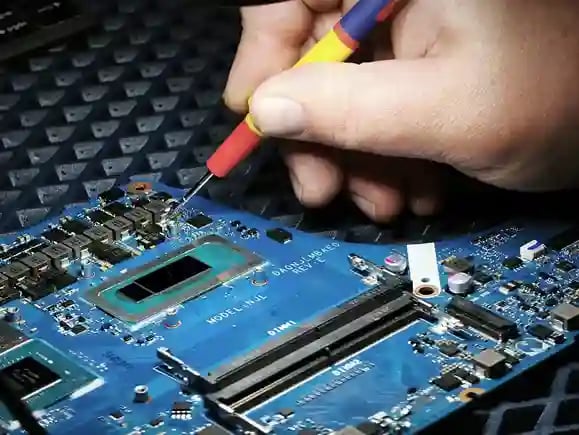 Ремонт ноутбуков в сервисном центре FiveService